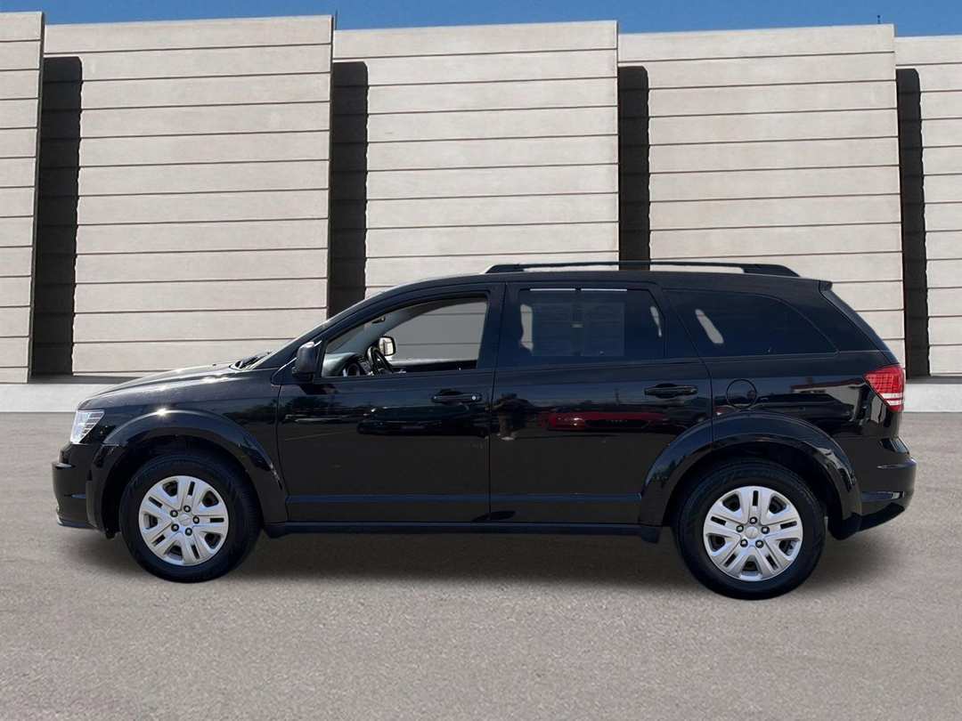 2017 Dodge Journey SE - Image 2