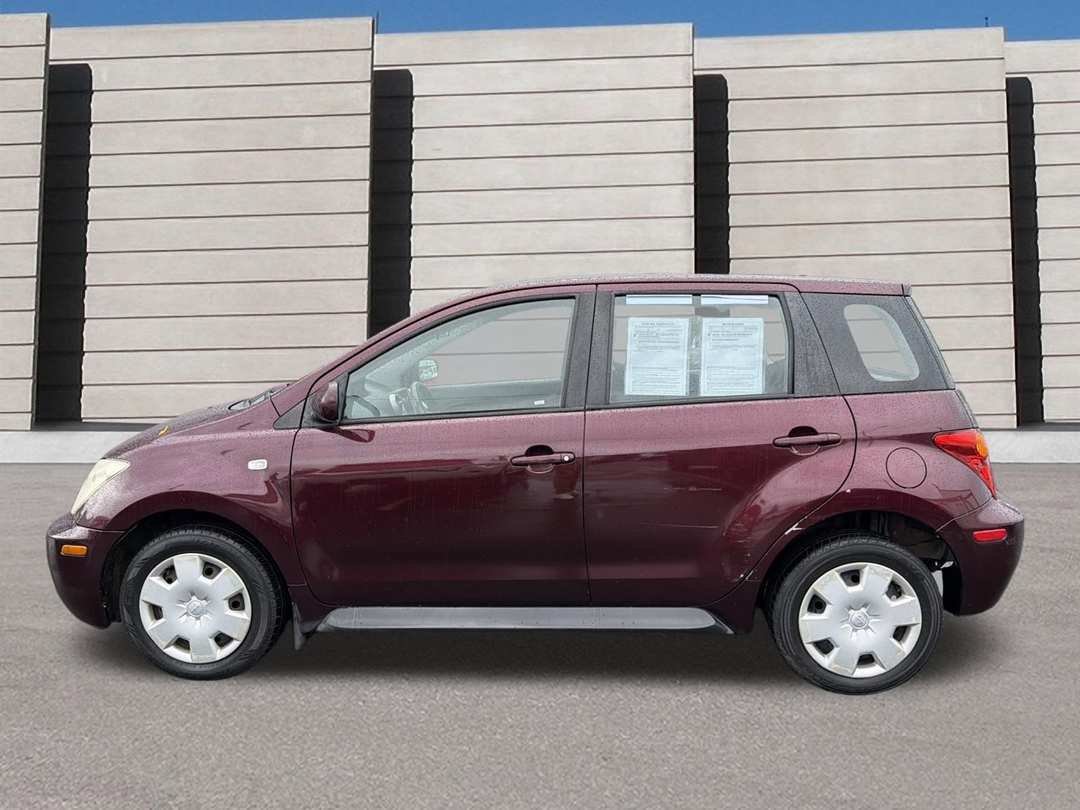 2004 Scion XA - Image 2