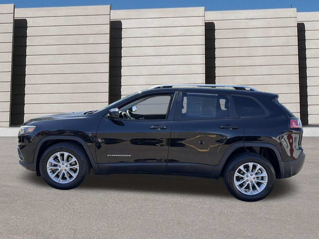 2020 Jeep Cherokee Latitude - Image 2