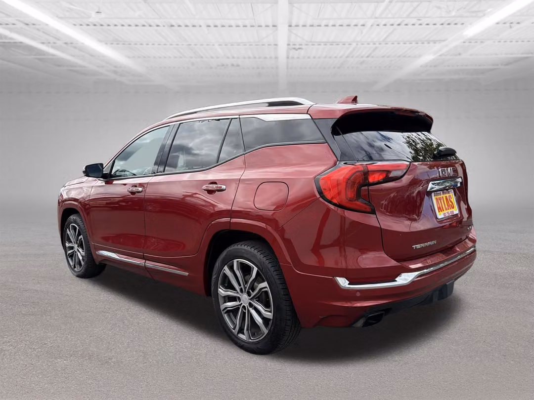 2018 GMC Terrain Denali - Image 3